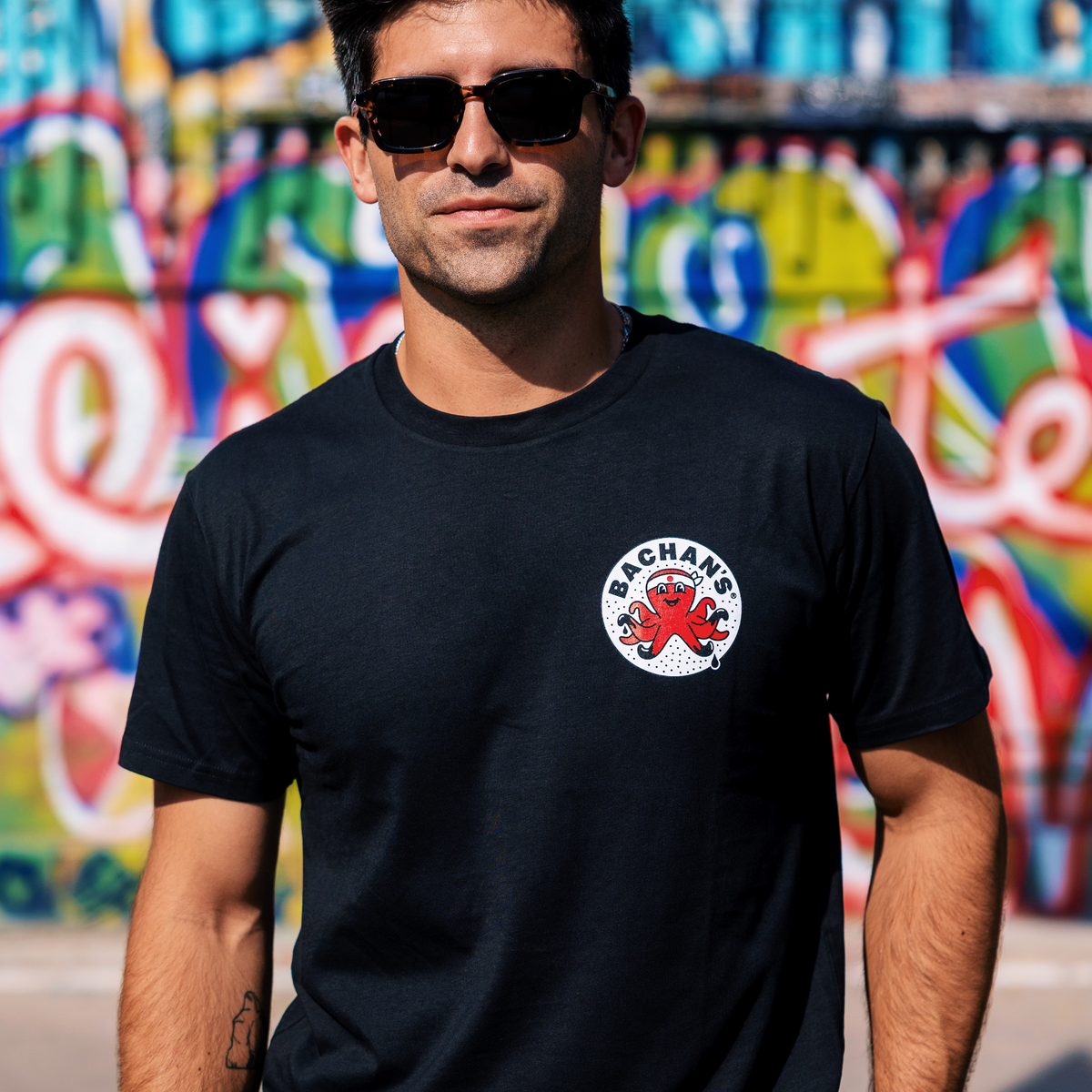 Logo Tee M5