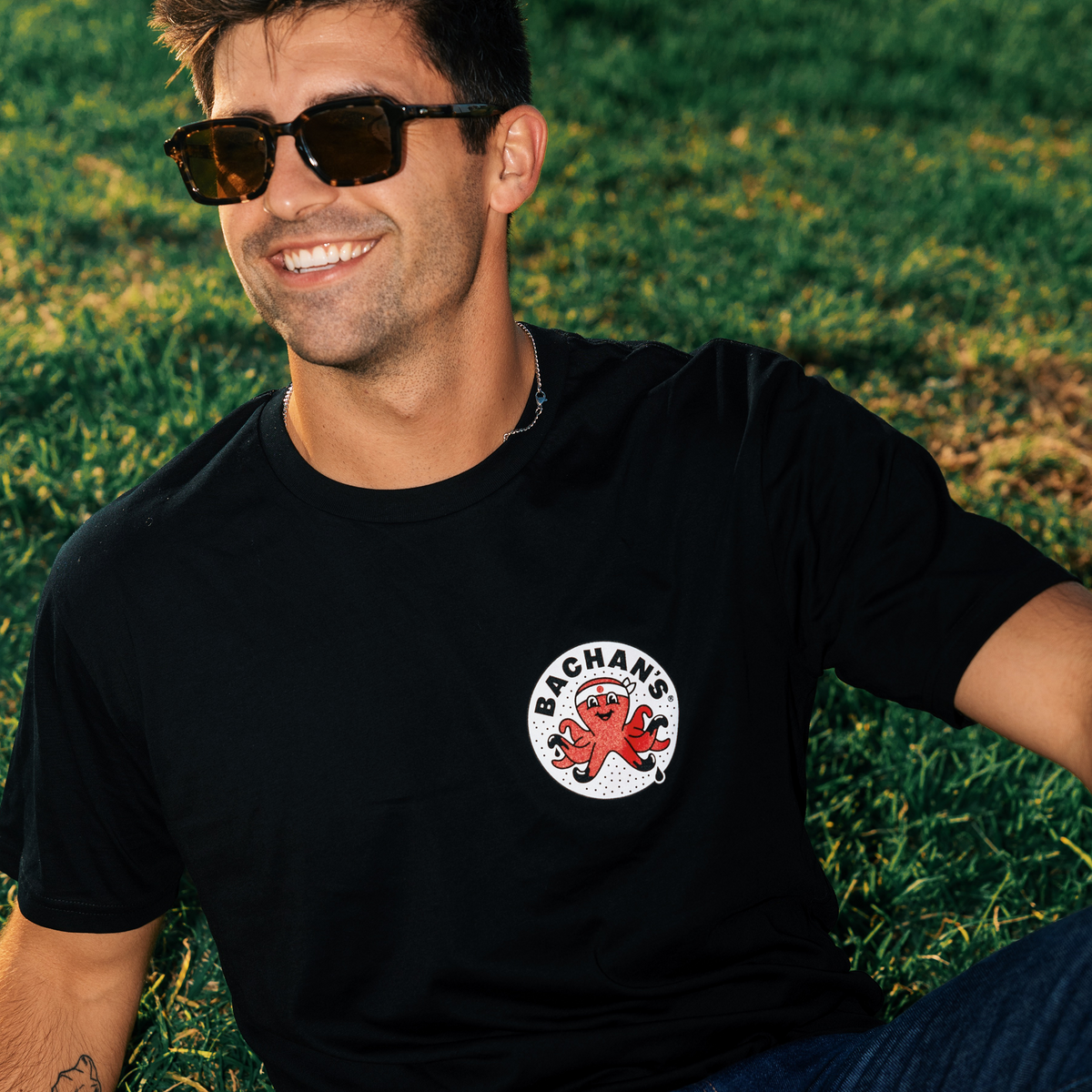 Knuckles Tee X3